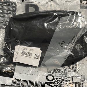 Lulu Lemon Everywhere Belt Bag - Black